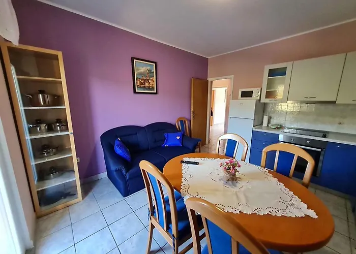 In - Insel Rab 30445 Апартаменты